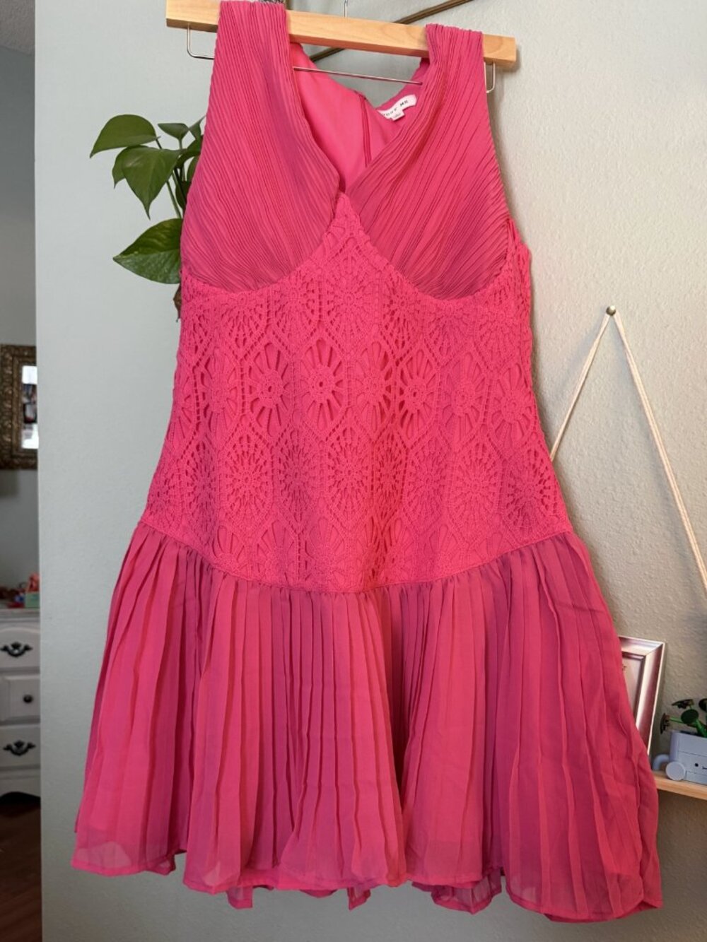 Just Me Pink Guipure Lace Pleated Fit & Flare Dress Large NWOT